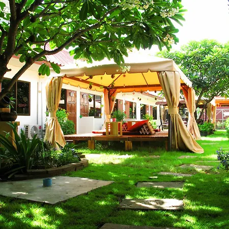 Cshouse Hotel